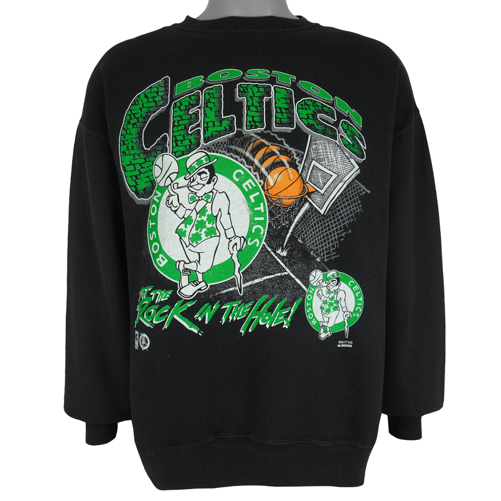 NBA (American Favorite) - Boston Celtics Crew Neck Sweatshirt 1990s X-Large Vintage Retro Basketball