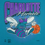 NBA - Charlotte Hornets Big Spell-Out Crew Neck Sweatshirt 1990s Large Vintage Retro Basketball