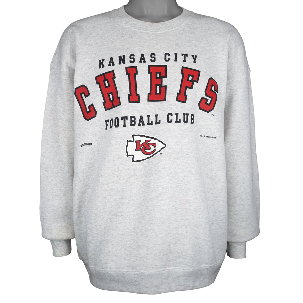 NFL (Nutmeg) - Kansas City Chiefs Crew Neck Sweatshirt 1995 Large Vintage Retro Football