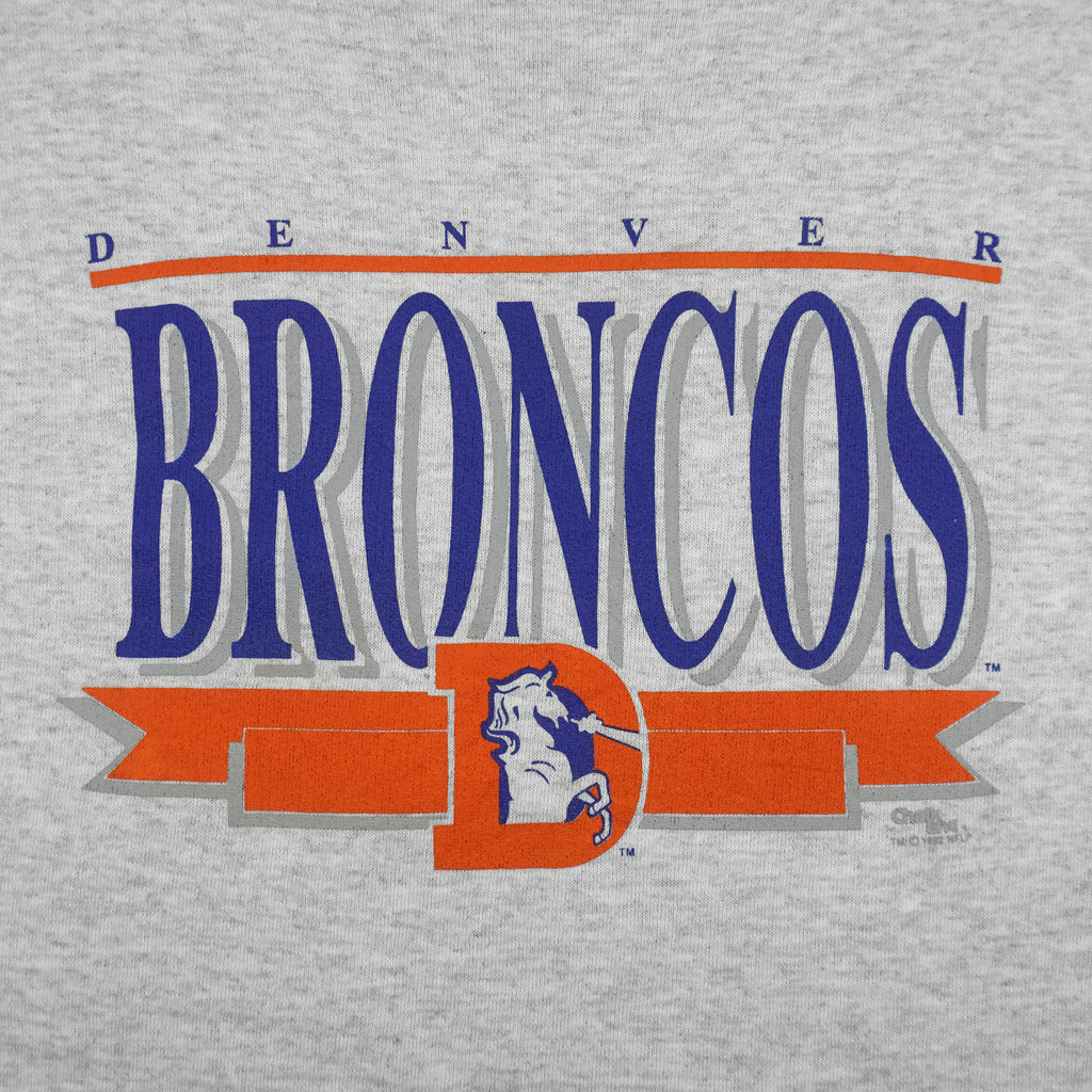 NFL (Chalk Line) - Denver Broncos Crew Neck Sweatshirt 1992 X-Large Vintage Retro Football