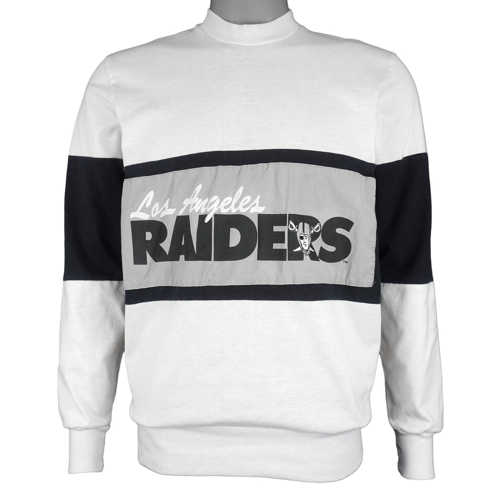NFL (Nutmeg) - Los Angeles Raiders Crew Neck Sweatshirt 1990s Medium Vintage Retro Football