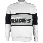 NFL (Nutmeg) - Los Angeles Raiders Crew Neck Sweatshirt 1990s Medium Vintage Retro Football