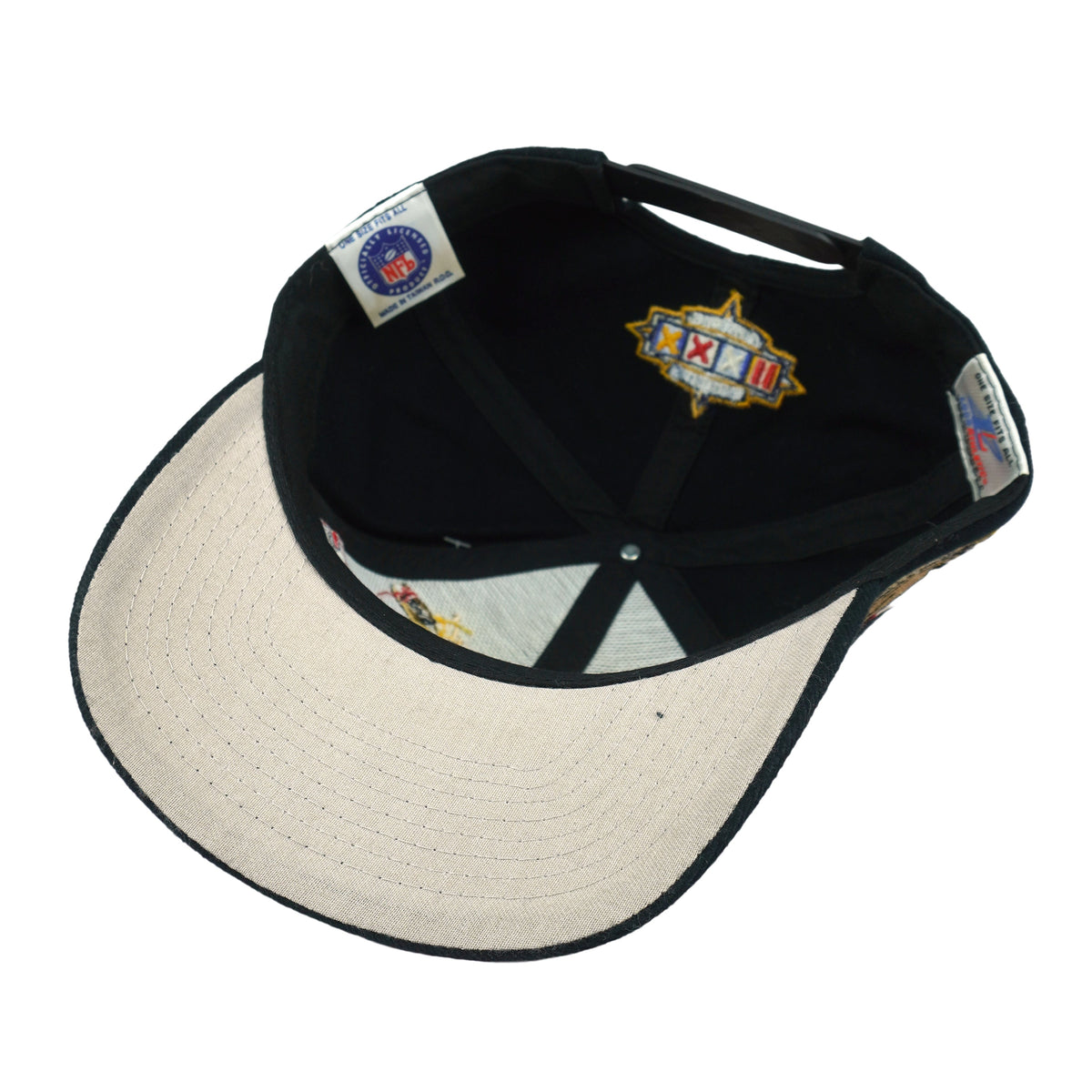 Vintage NFL - Denver Broncos Super Bowl Champions Deadstock Snapback Hat 1998 OSFA in black
