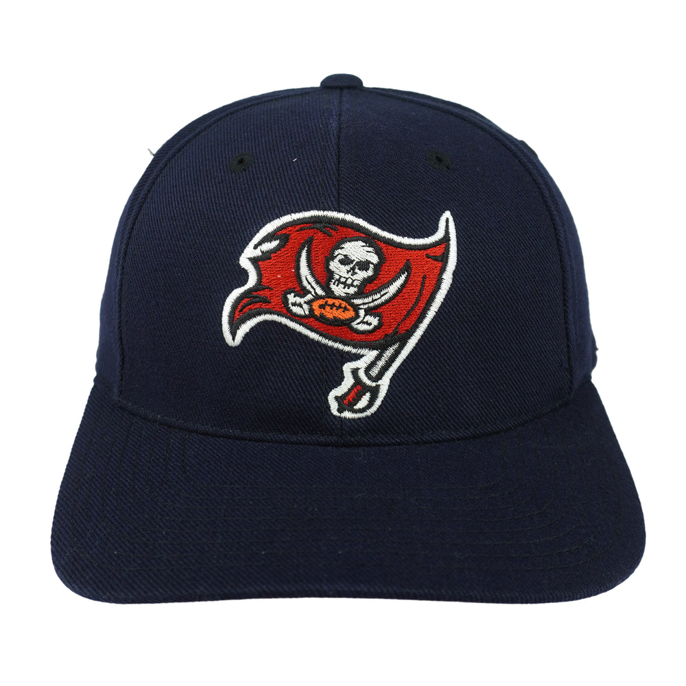 Vintage NFL (American Needle) - Tampa Bay Buccaneers Big Logo Fitted Hat 1990s 7-1/2 in blue and navy