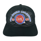 NBA (Universal) - Detroit Pistons World Champions Snapback Hat 1990 OSFA Vintage Retro Basketball