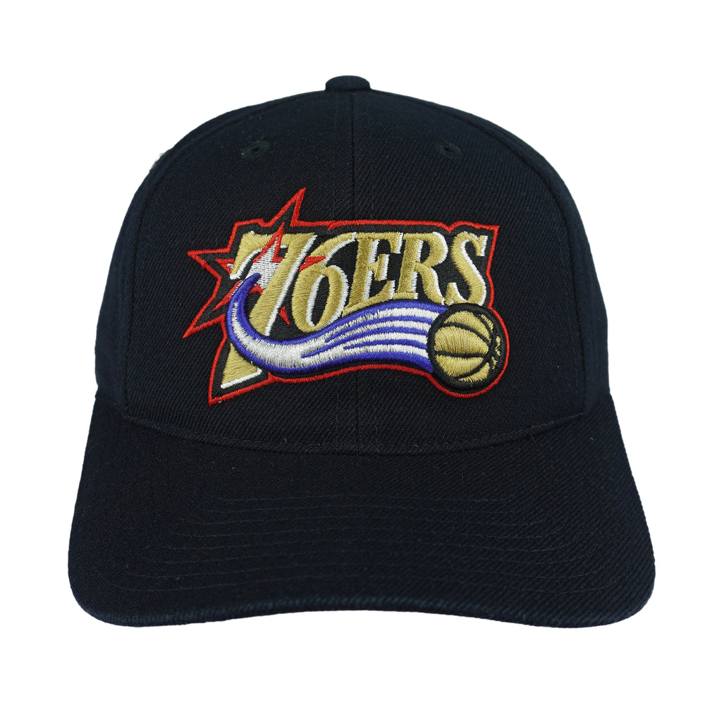 Reebok - Philadelphia 76ers Embroidered Strapback Hat 2000s OSFA Vintage Retro Basketball