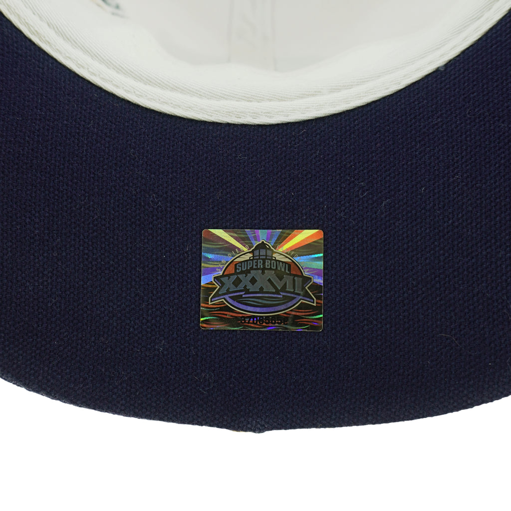Reebok - Tampa Bay Buccaneers Super Bowl XXXVII Strap Back Hat 2003 OSFA Vintage Retro Football