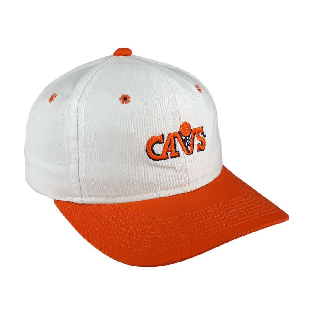 NBA - White & Orange Cleveland Cavaliers Embroidered Snapback Hat 1990s OSFA Vintage Retro Basketball