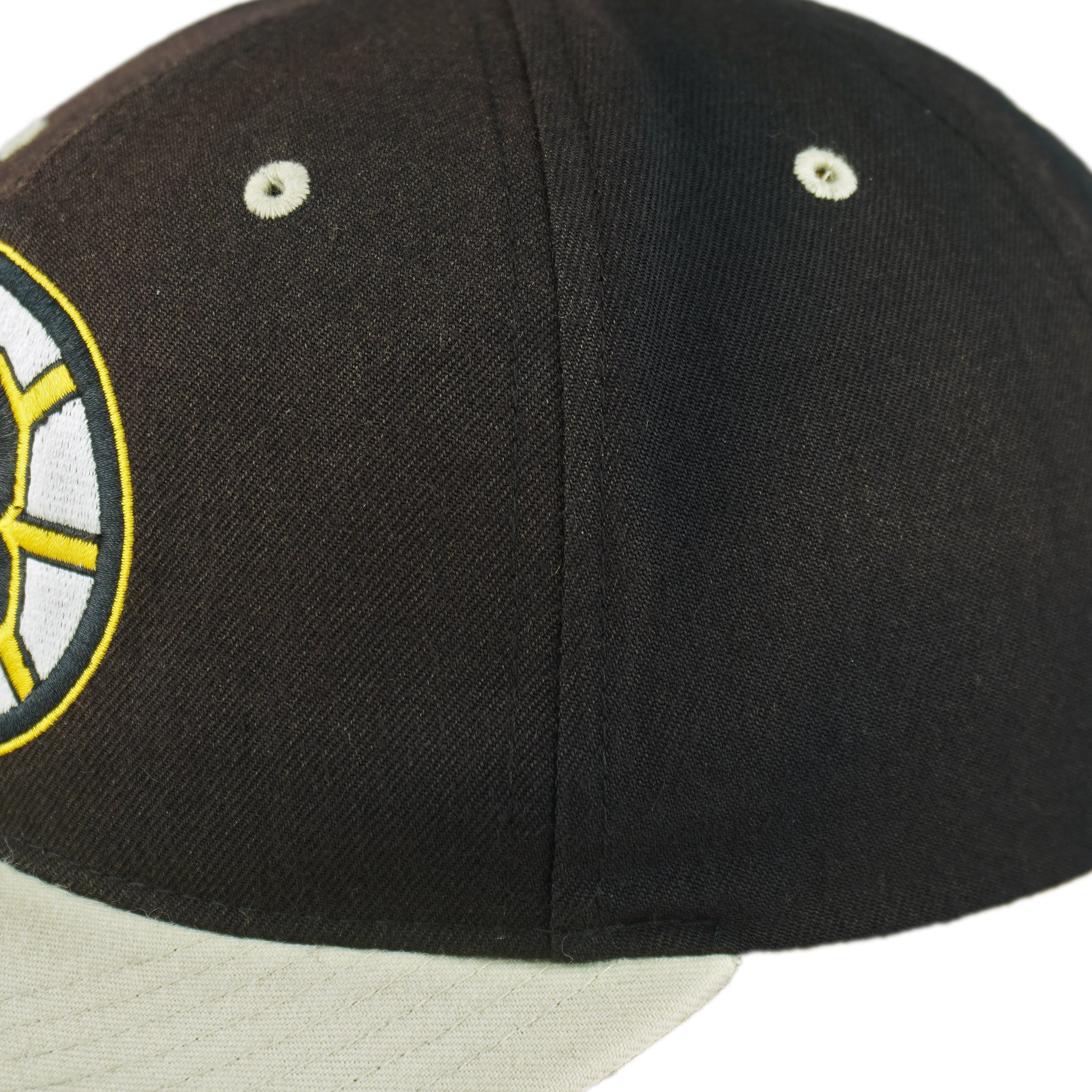 NHL (Twins) - Boston Bruins Embroidered Logo Snapback Hat 1990s OSFA Vintage Retro Hockey
