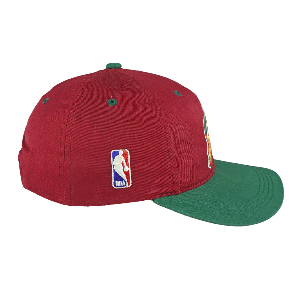 NBA (Sports Specialties) - Red & Green Seattle SuperSonics Snapback Hat 1990s OSFA Vintage Retro Basketball