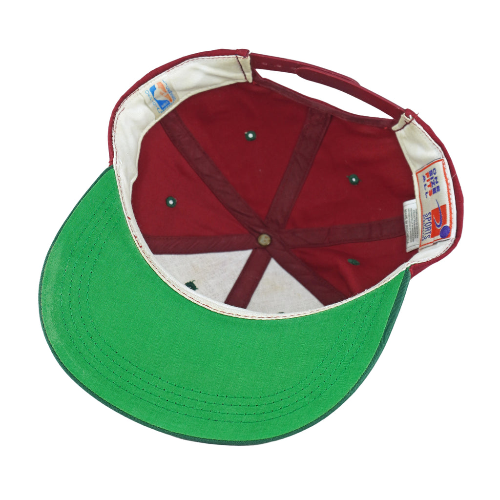 NBA (Sports Specialties) - Red & Green Seattle SuperSonics Snapback Hat 1990s OSFA Vintage Retro Basketball