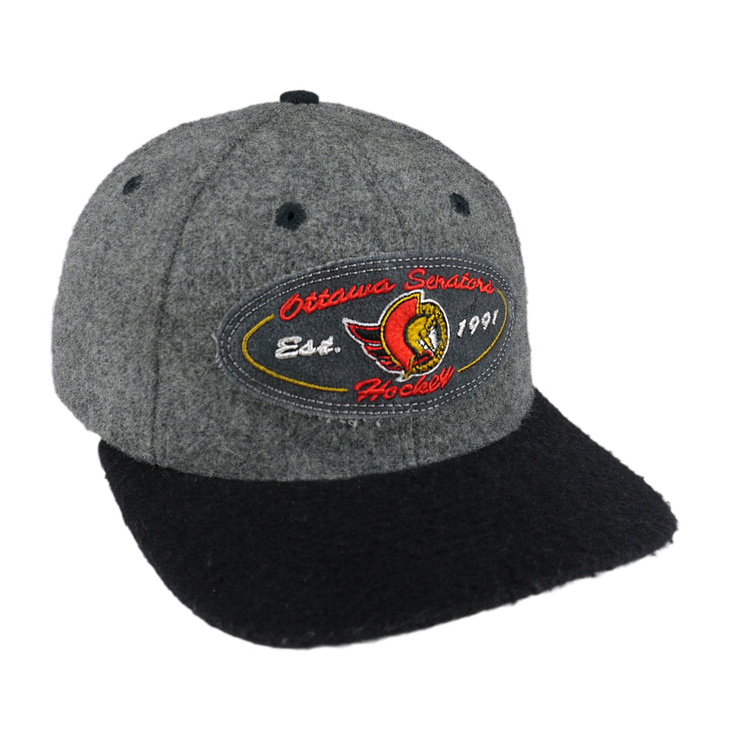 NHL (Sports Specialties) - Ottawa Senators Wool Patch Strapback Hat 1990s OSFA Vintage Retro Hockey