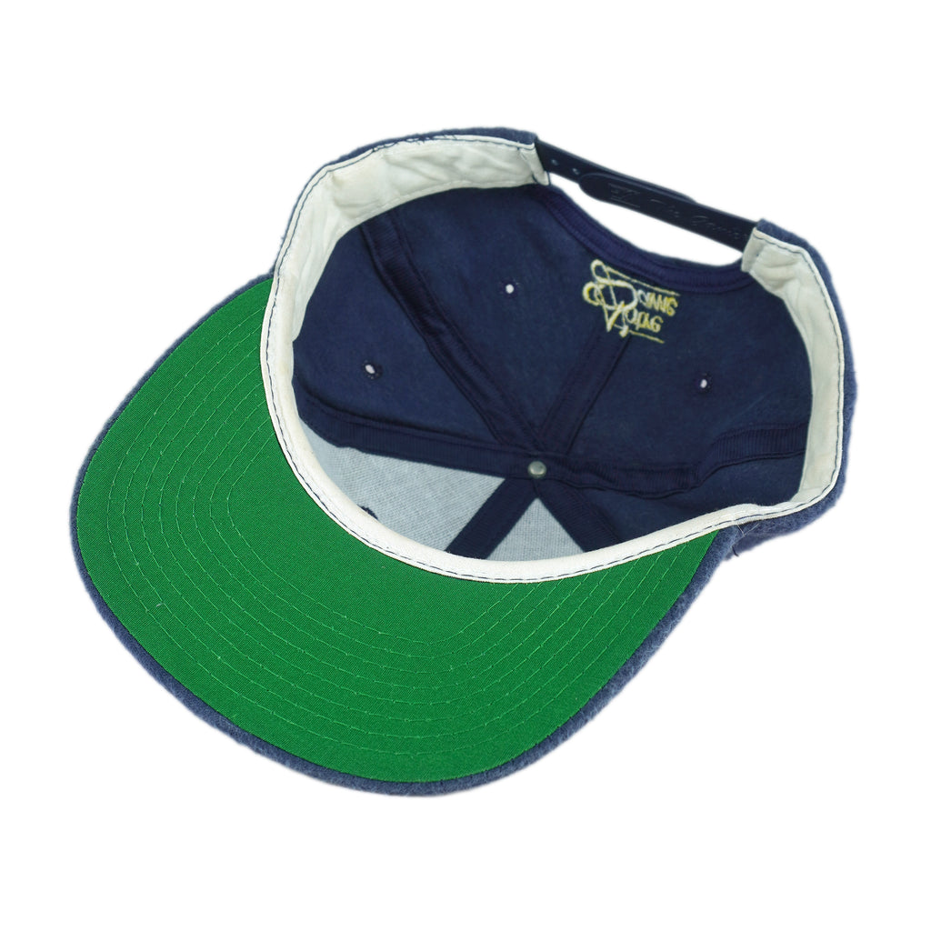 NCAA - Notre Dame University Chenille Fleece Snapback Hat 1990s OSFA Vintage Retro