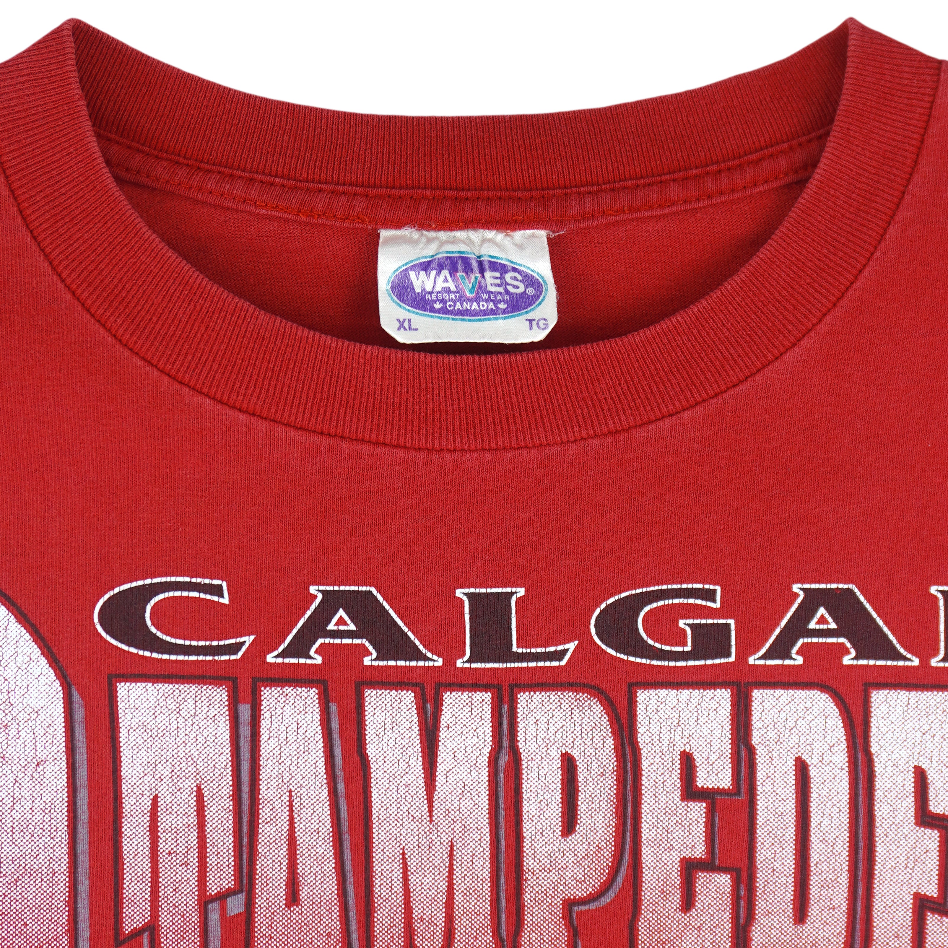 CFL (Waves) - Red Calgary Stampeders Helmet T-Shirt 1990s X-Large Vintage Retro Football