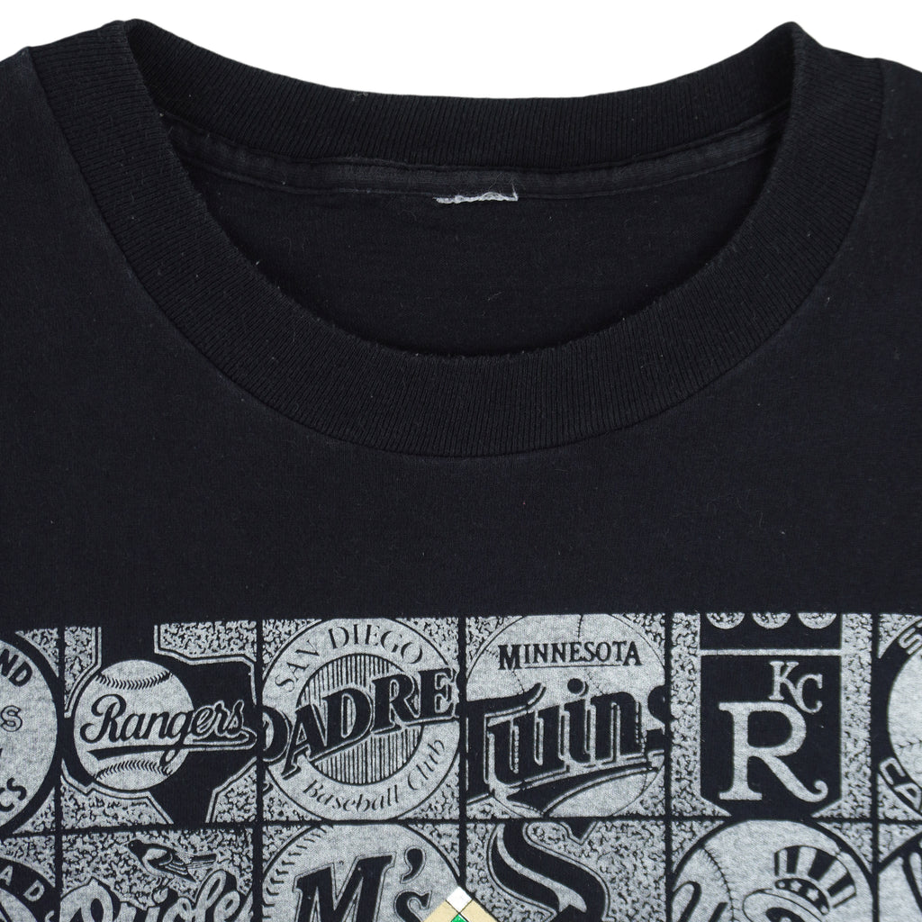 MLB - Pittsburgh Pirates Team Logo Single Stitch T-Shirt 1990s X-Large Vintage Retro Baseball