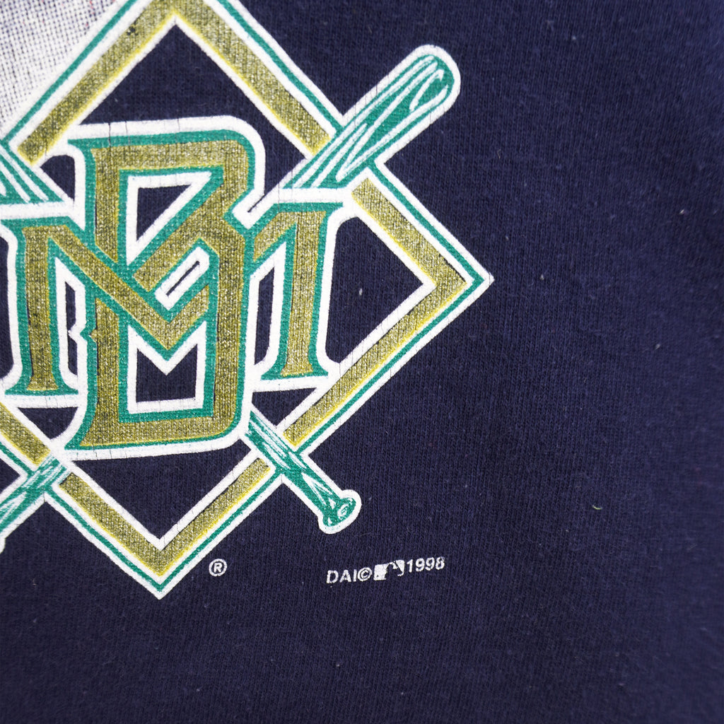 MLB (True Fan) - Milwaukee Brewers Baseball Glove T-Shirt 1998 Large Vintage Retro Baseball