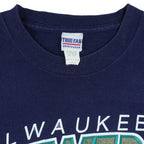 MLB (True Fan) - Milwaukee Brewers Baseball Glove T-Shirt 1998 Large Vintage Retro Baseball