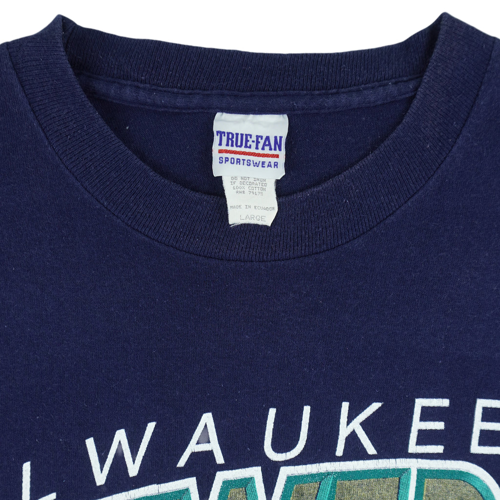 MLB (True Fan) - Milwaukee Brewers Baseball Glove T-Shirt 1998 Large Vintage Retro Baseball