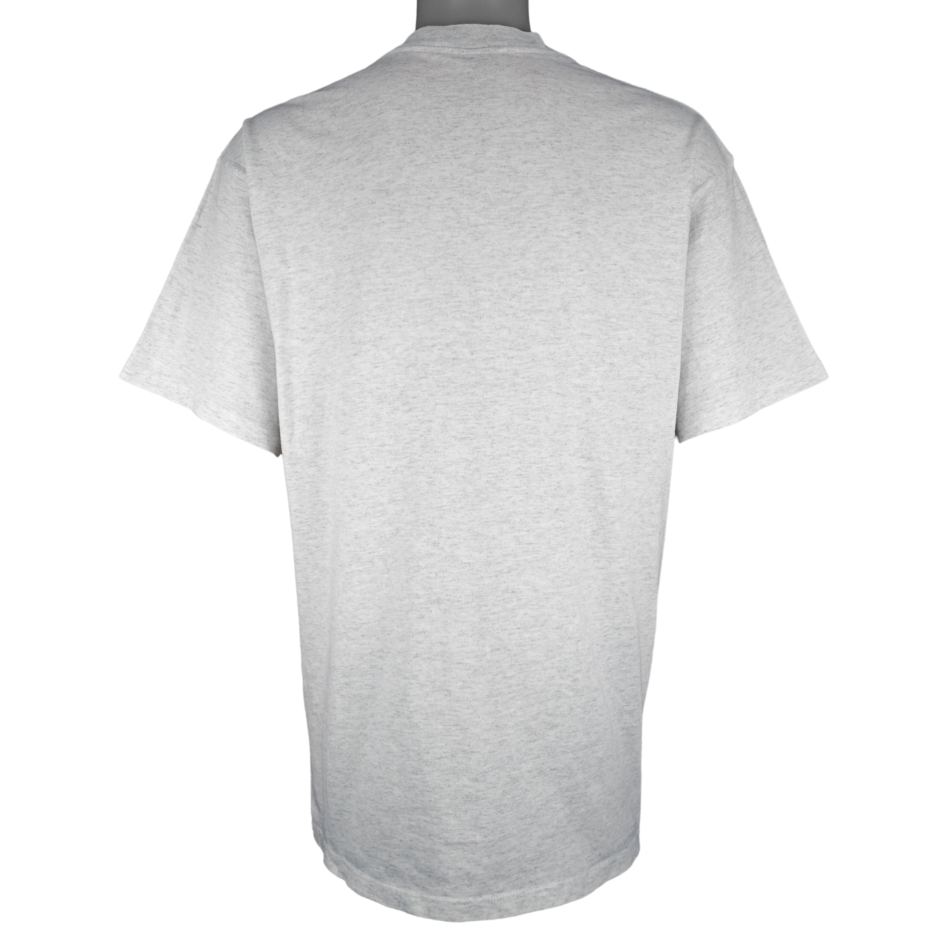 Vintage (Soffe's) - Six Facts Of Norwegian Nationality T-Shirt 1990s Large Vintage Retro