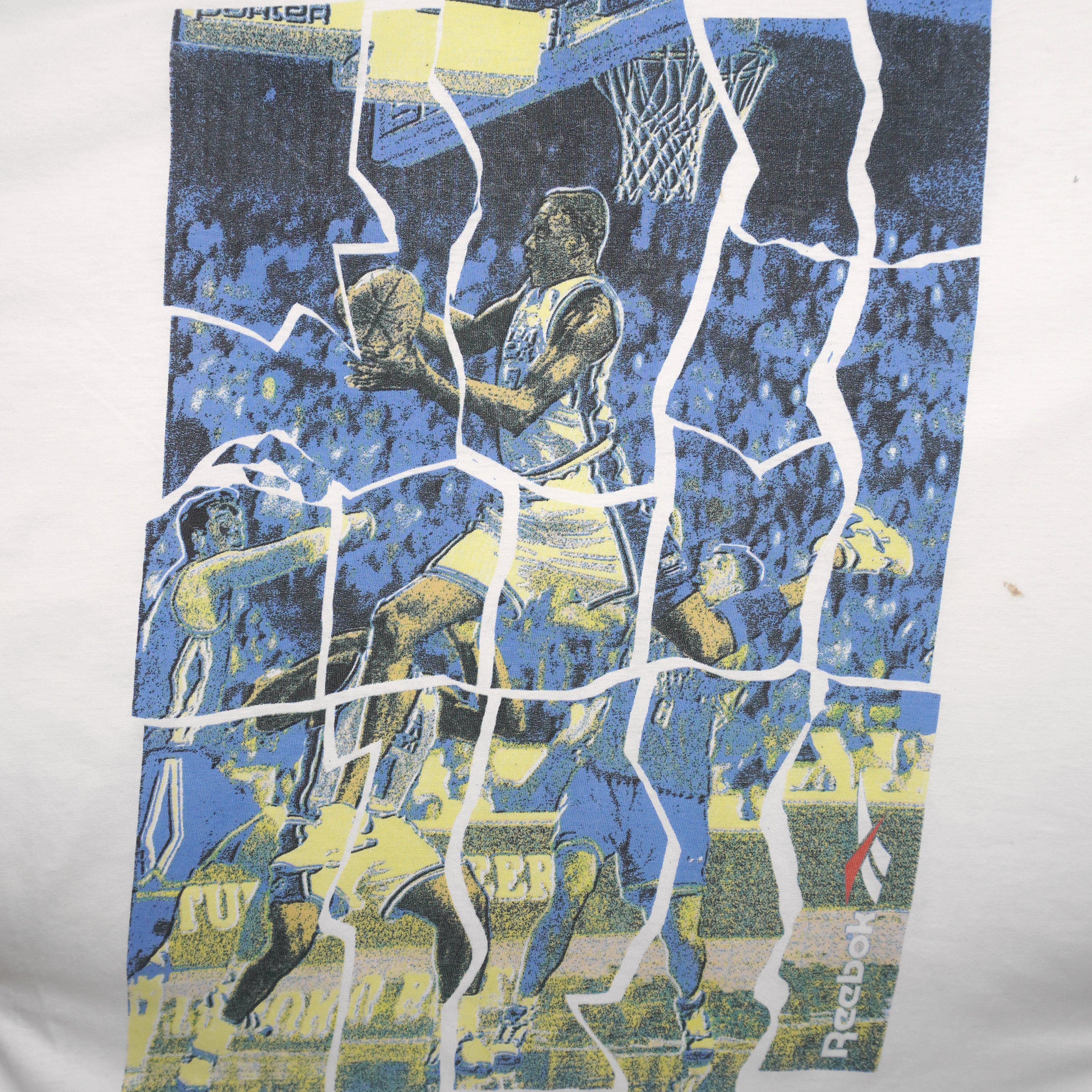 Reebok - Broken Glass Basketball T-Shirt 1990s Medium Vintage Retro Basketball
