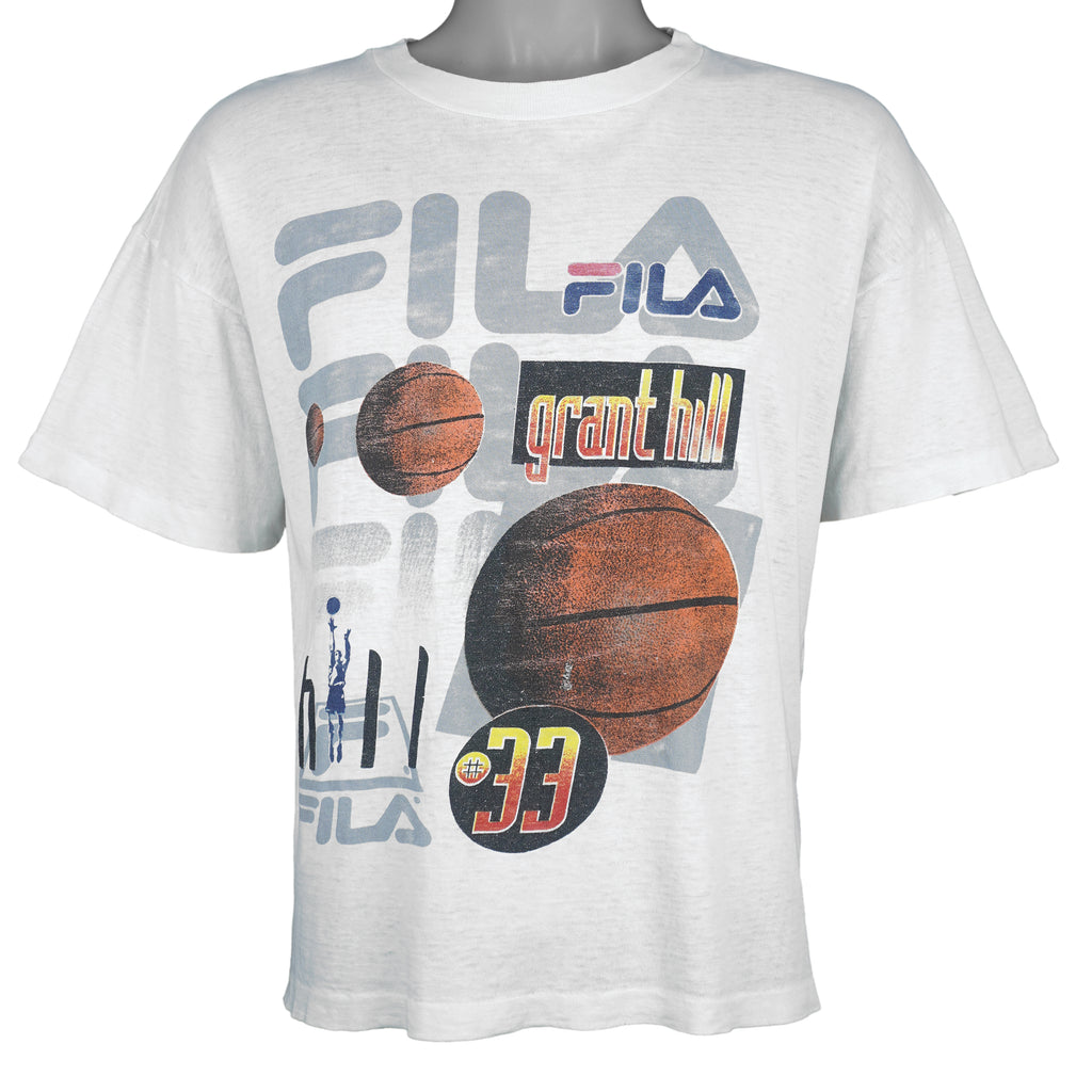FILA - NBA Grant Hill Basketball #33 T-Shirt 1990s Medium Vintage Retro Basketball