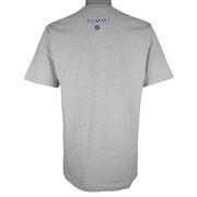 Tommy Hilfiger - American Standard Since MCMLXXXV Spell-Out T-Shirt 1990s Large Vintage Retro