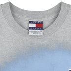 Tommy Hilfiger - American Standard Since MCMLXXXV Spell-Out T-Shirt 1990s Large Vintage Retro