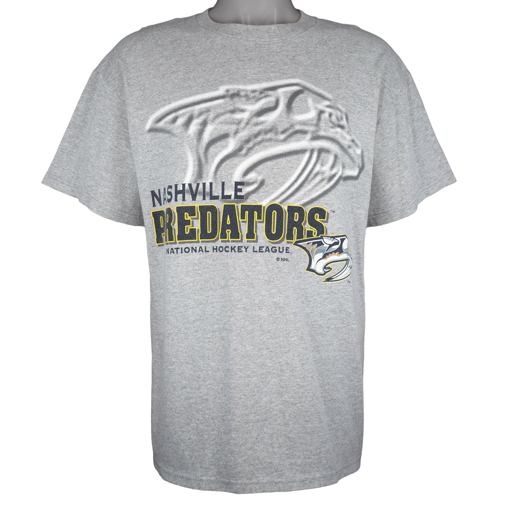 NHL (Logo Athletic) - Nashville Predators Spell-Out T-Shirt 1990s Large Vintage Retro Hockey