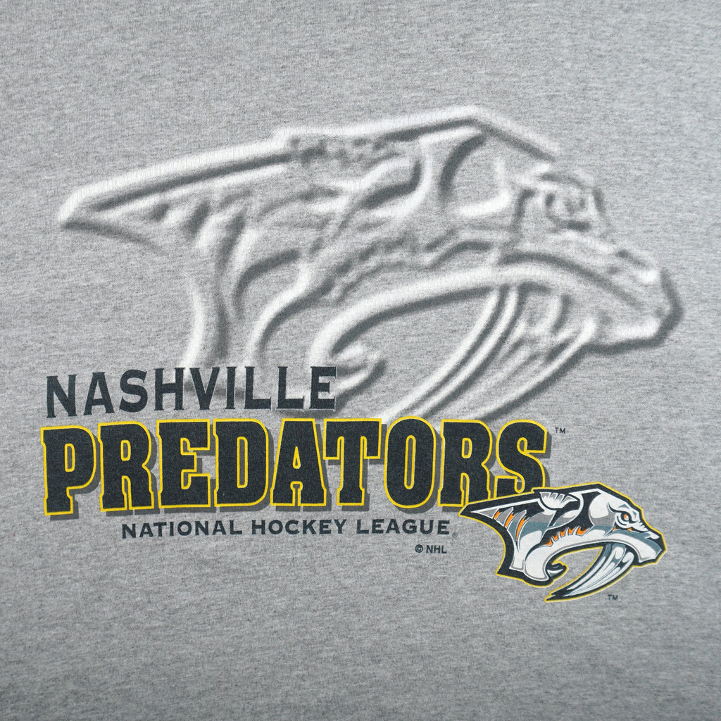 NHL (Logo Athletic) - Nashville Predators Spell-Out T-Shirt 1990s Large Vintage Retro Hockey
