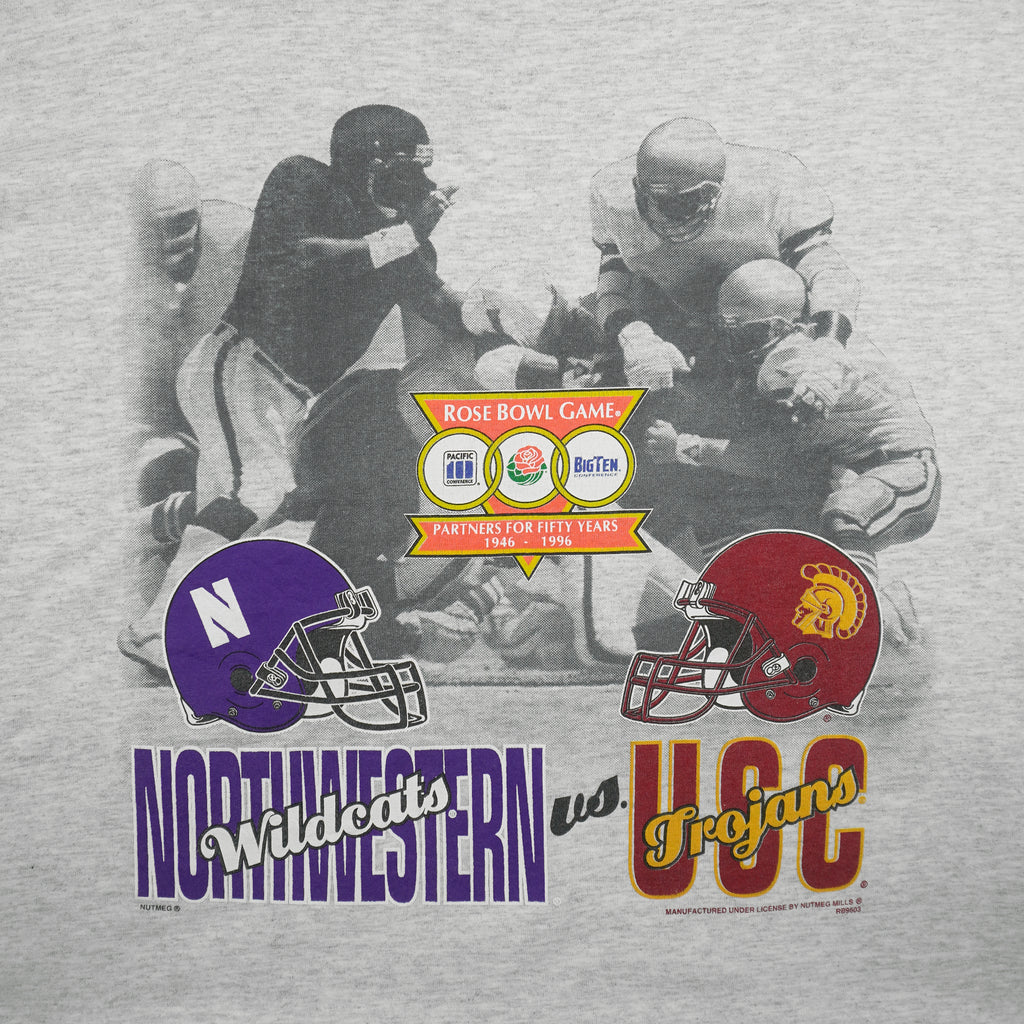 NCAA (Nutmeg) - Wildcats Vs Trojans Rose Bowl T-Shirt 1996 Large Vintage Retro