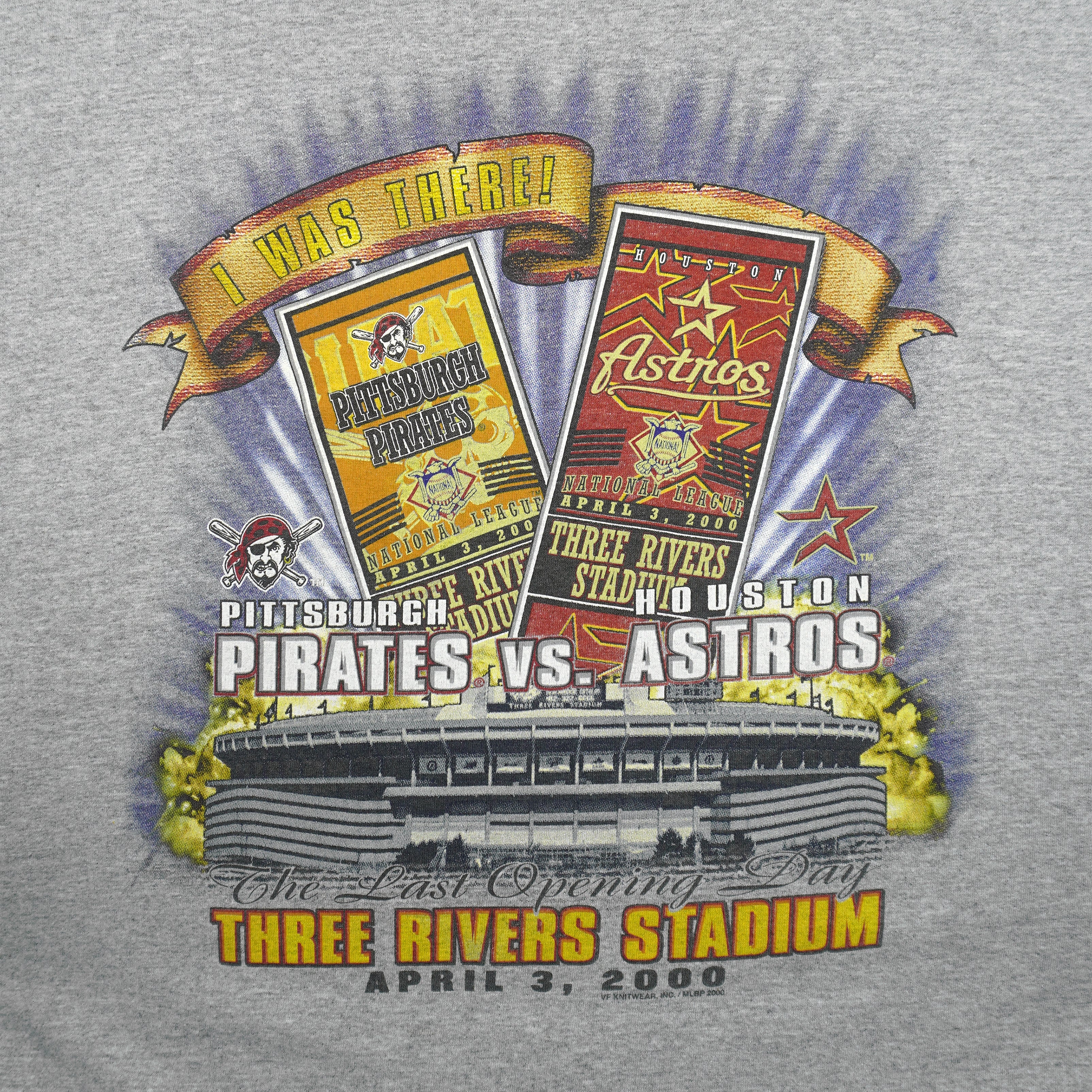 MLB (Lee) - Pirates vs Astros Matchup Three Rivers Stadium T-Shirt 2000 Medium Vintage Retro Baseball