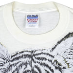Vintage (Gildan) - White Tiger Animal Print T-Shirt 1990s Medium Vintage Retro