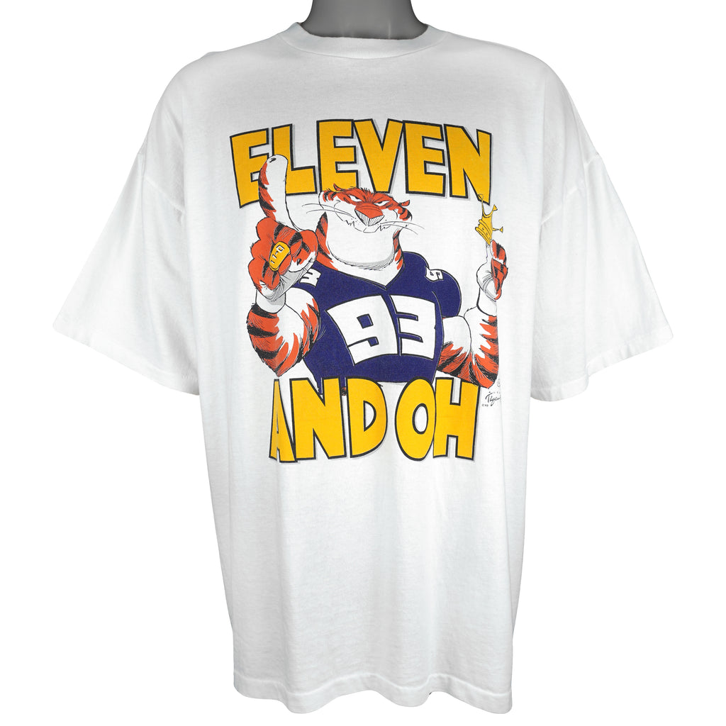 NCAA (Premier) - Auburn Tiger Rags Eleven And Oh T-Shirt 1993 XX-Large Vintage Retro
