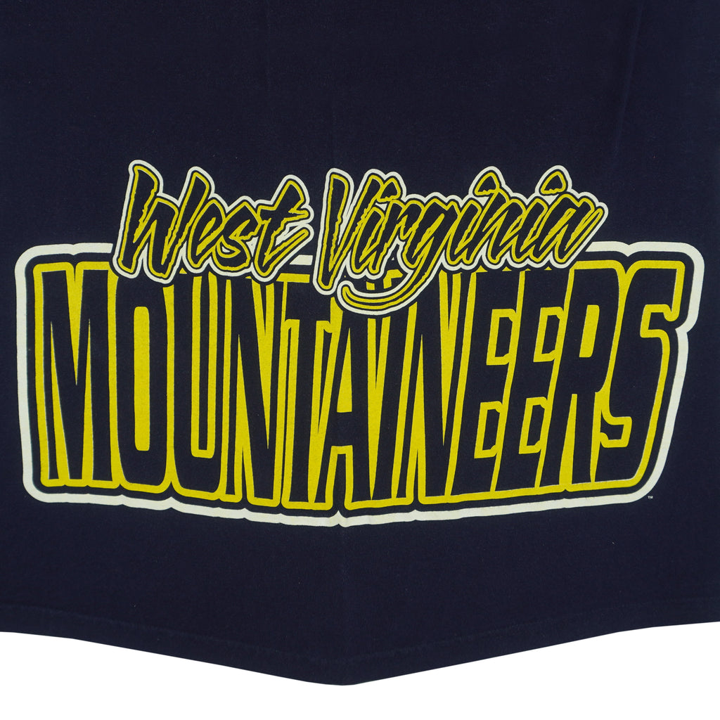 NCAA (NCC) - West Virginia Mountaineers Big Spell-Out T-Shirt 1990s Large Vintage Retro