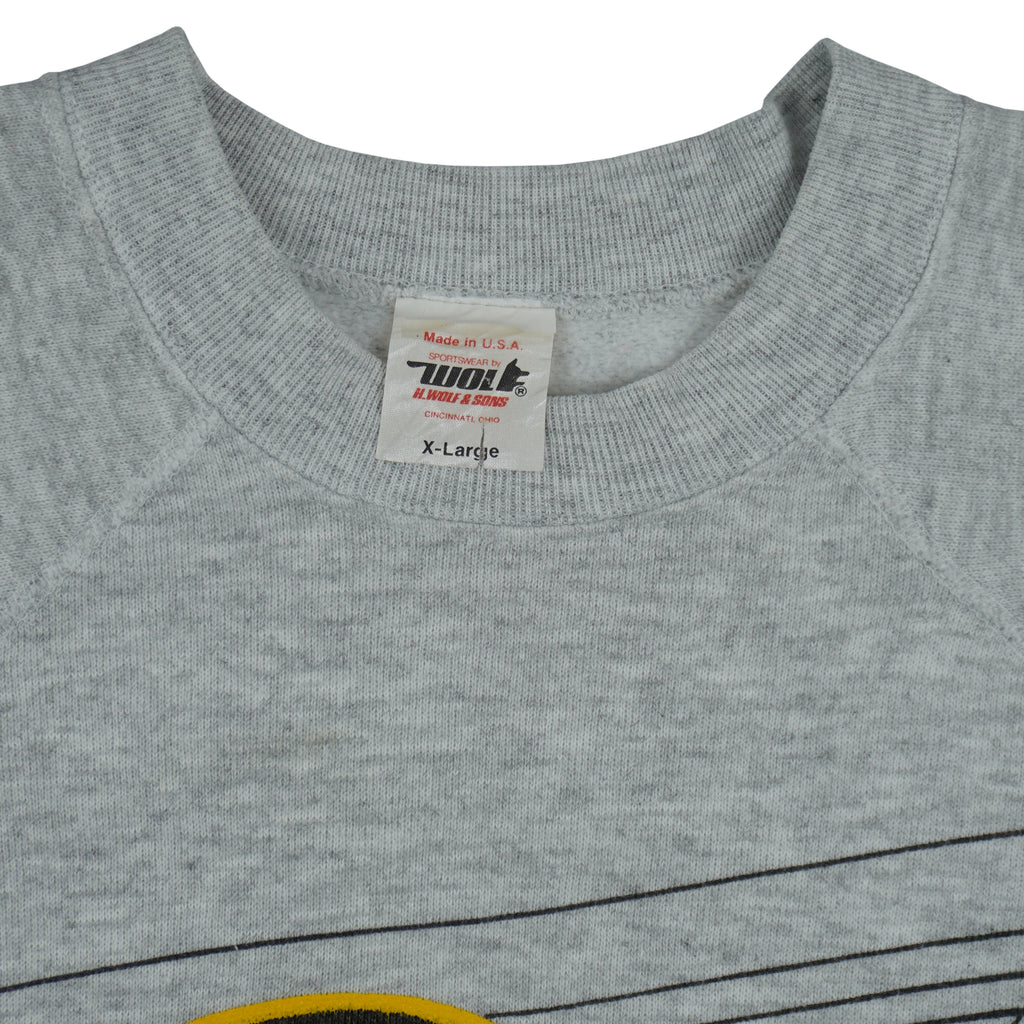 NCAA (Wolve) - Iowa Hawkeyes Crew Neck Sweatshirt 1987 X-Large Vintage Retro