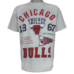 NBA (Miller) - Chicago Bulls Premier Season in 1967 T-Shirt 1990s Large