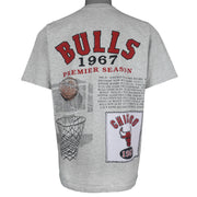 NBA (Miller) - Grey Chicago Bulls Basketball Court T-Shirt 1990s X-Large Vintage Retro Basketball