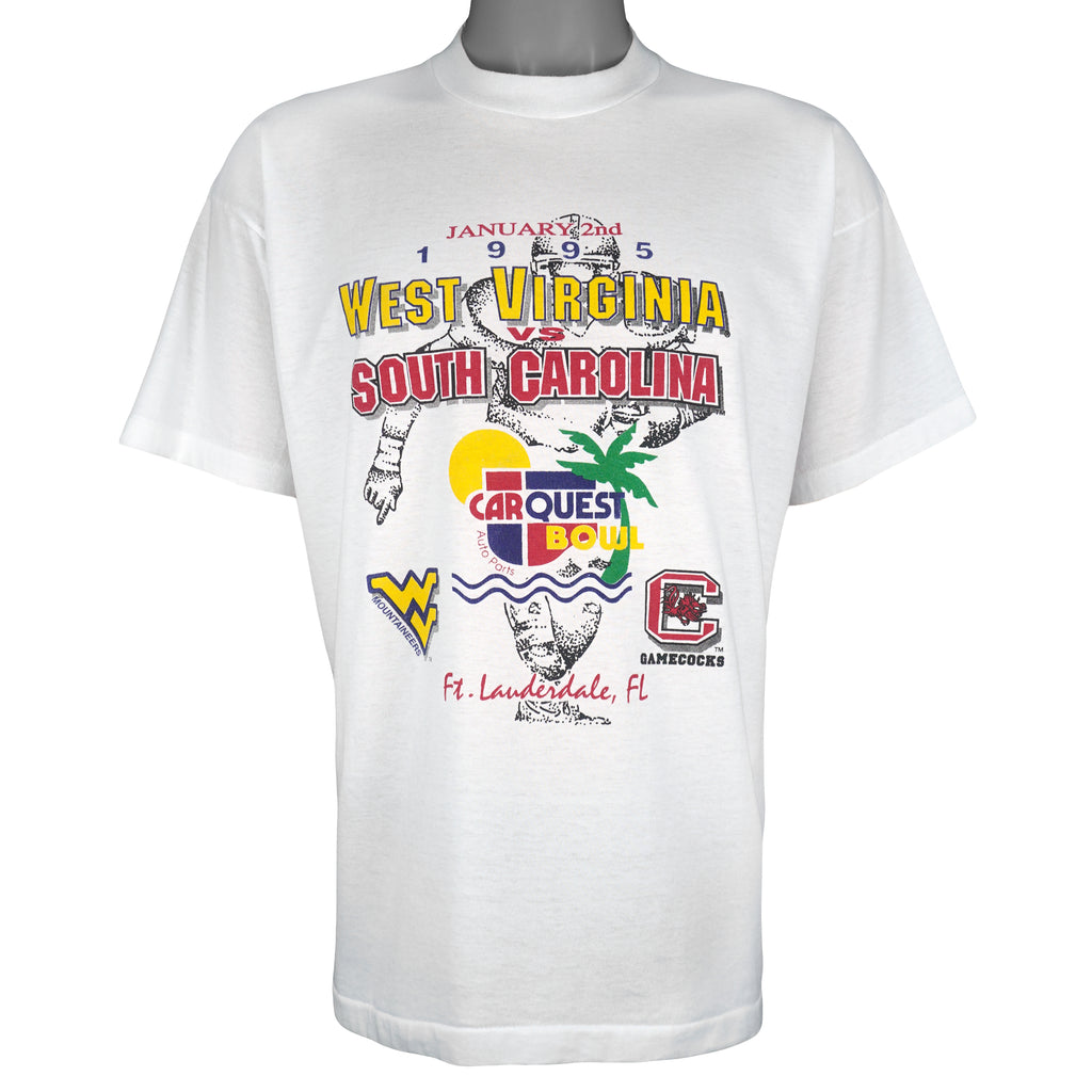 NCAA (Best) - Mountaineers vs Gamecocks Carquest Bowl T-Shirt 1995 X-Large Vintage Retro