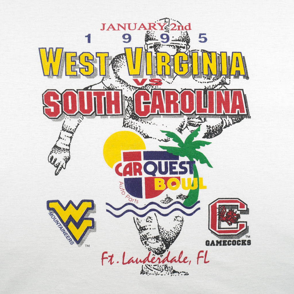 NCAA (Best) - Mountaineers vs Gamecocks Carquest Bowl T-Shirt 1995 X-Large Vintage Retro