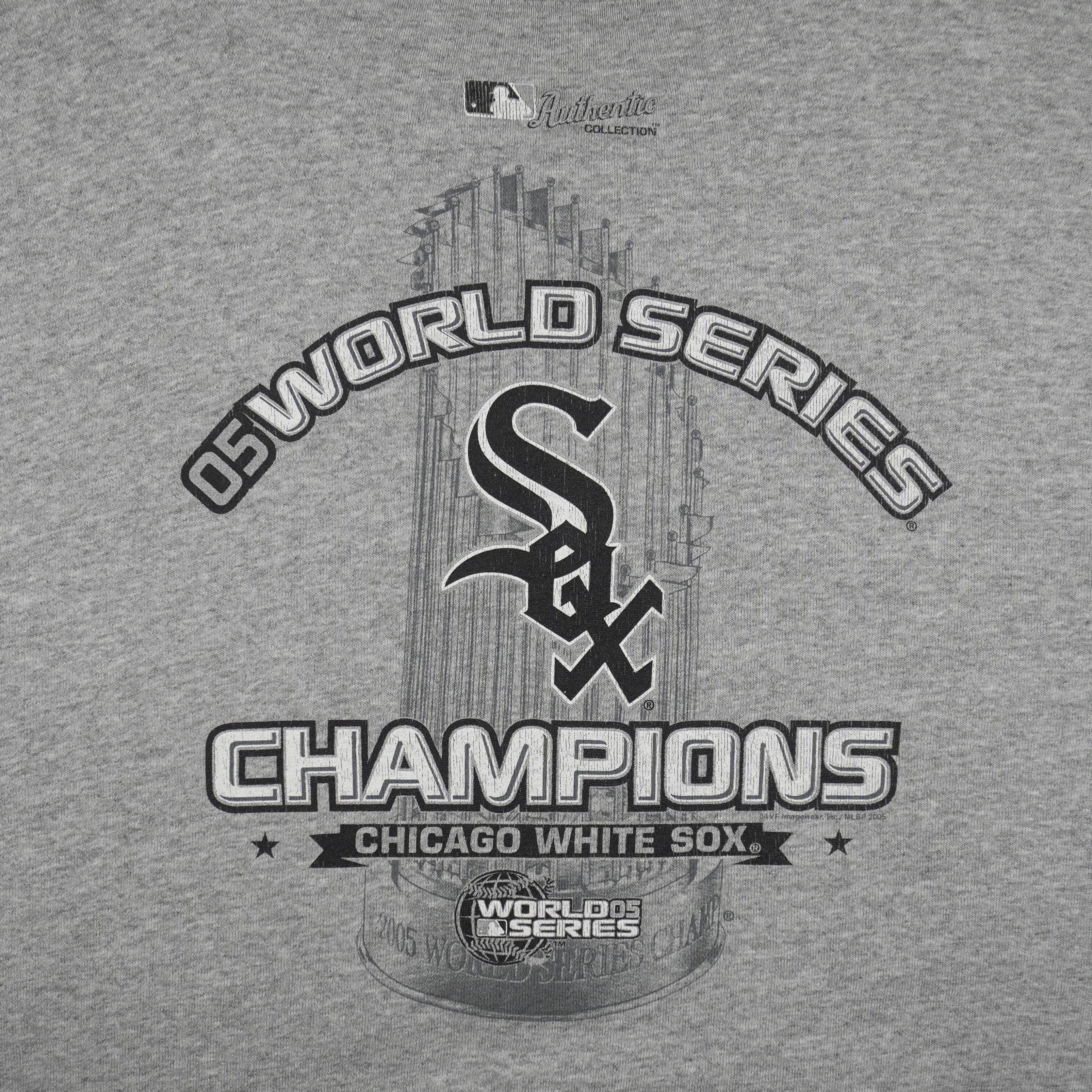 MLB (Lee) - Chicago White Sox World Series Crew Neck Sweatshirt 2005 XX-Large Vintage Retro Baseball