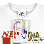 NBA (Logo Athletic) - Huskies vs Knicks NBA 50th Anniversary T-Shirt 1990s X-Large Vintage Retro Basketball