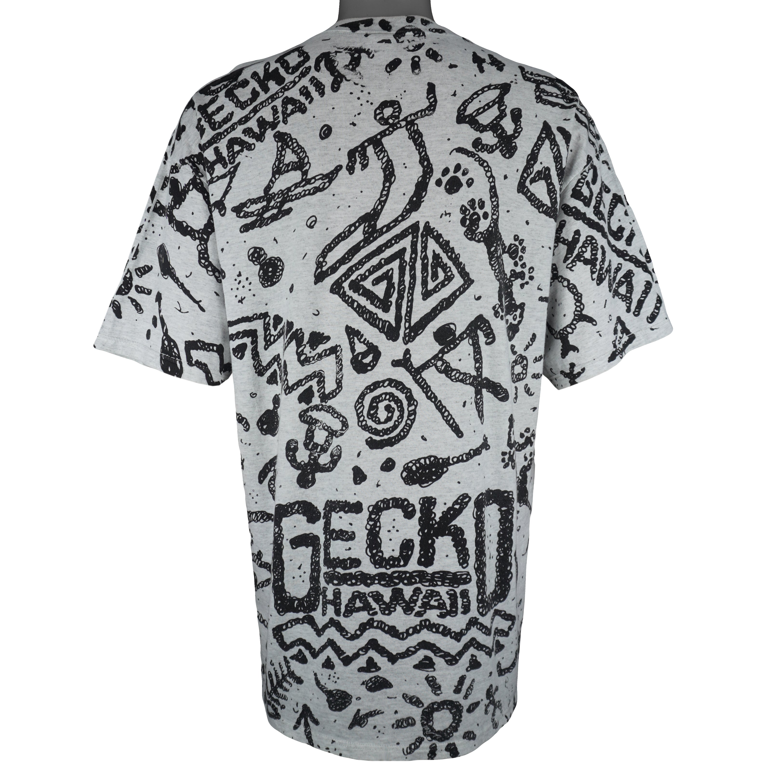 Vintage Gecko Hawaii gray and black all-over print T-shirt from the 1990s
