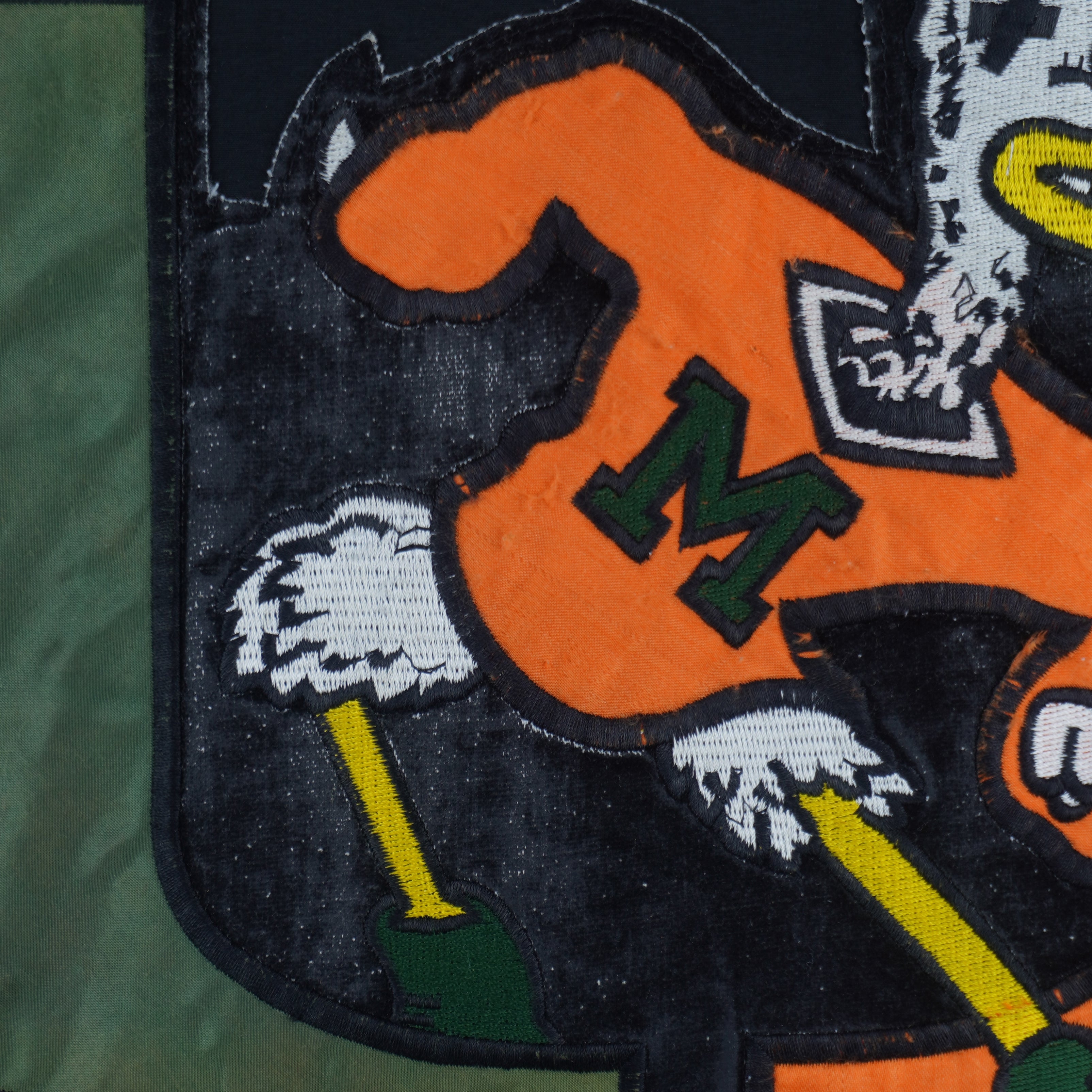 Starter (NCAA) - Miami Hurricanes Hooded Puffer Jacket 1990s Medium Vintage Retro