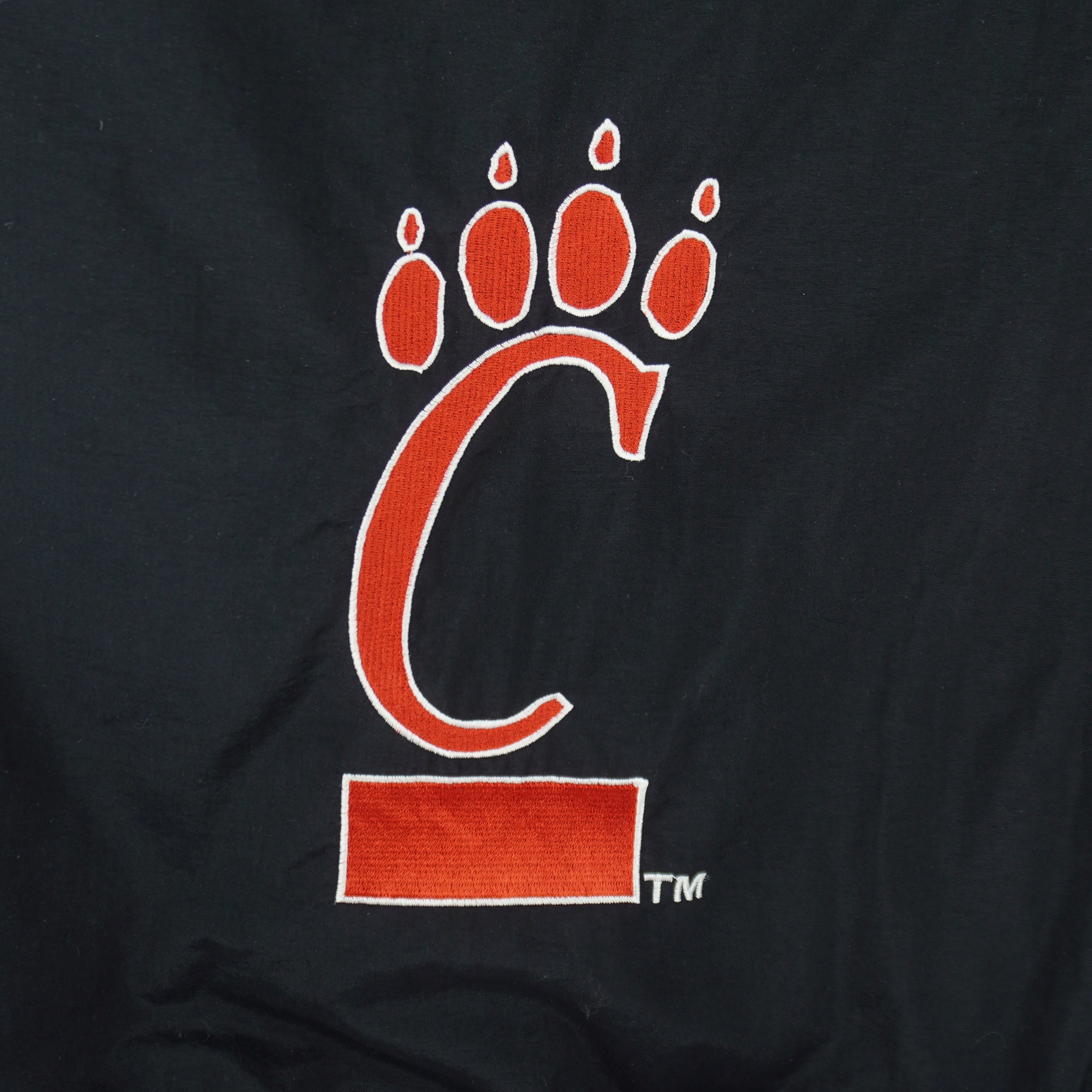 NCAA (Logo Athletic) - Cincinnati Bearcats Hooded Puffer Jacket 1990s X-Large Vintage Retro