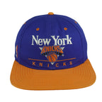 NBA - New York Knicks Embroidered Snapback Hat 1990s OSFA Vintage Retro Basketball