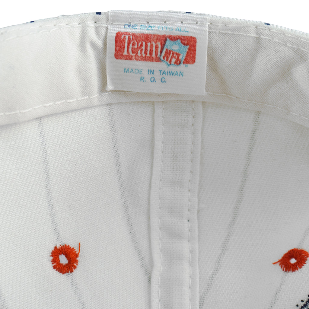 NFL (Logo 7) - Chicago Bears Pinstripe Snapback Hat 1990s OSFA Vintage Retro Football