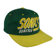 Vintage NBA - Seattle SuperSonics Embroidered Snapback Hat 1990s OSFA in green and yellow