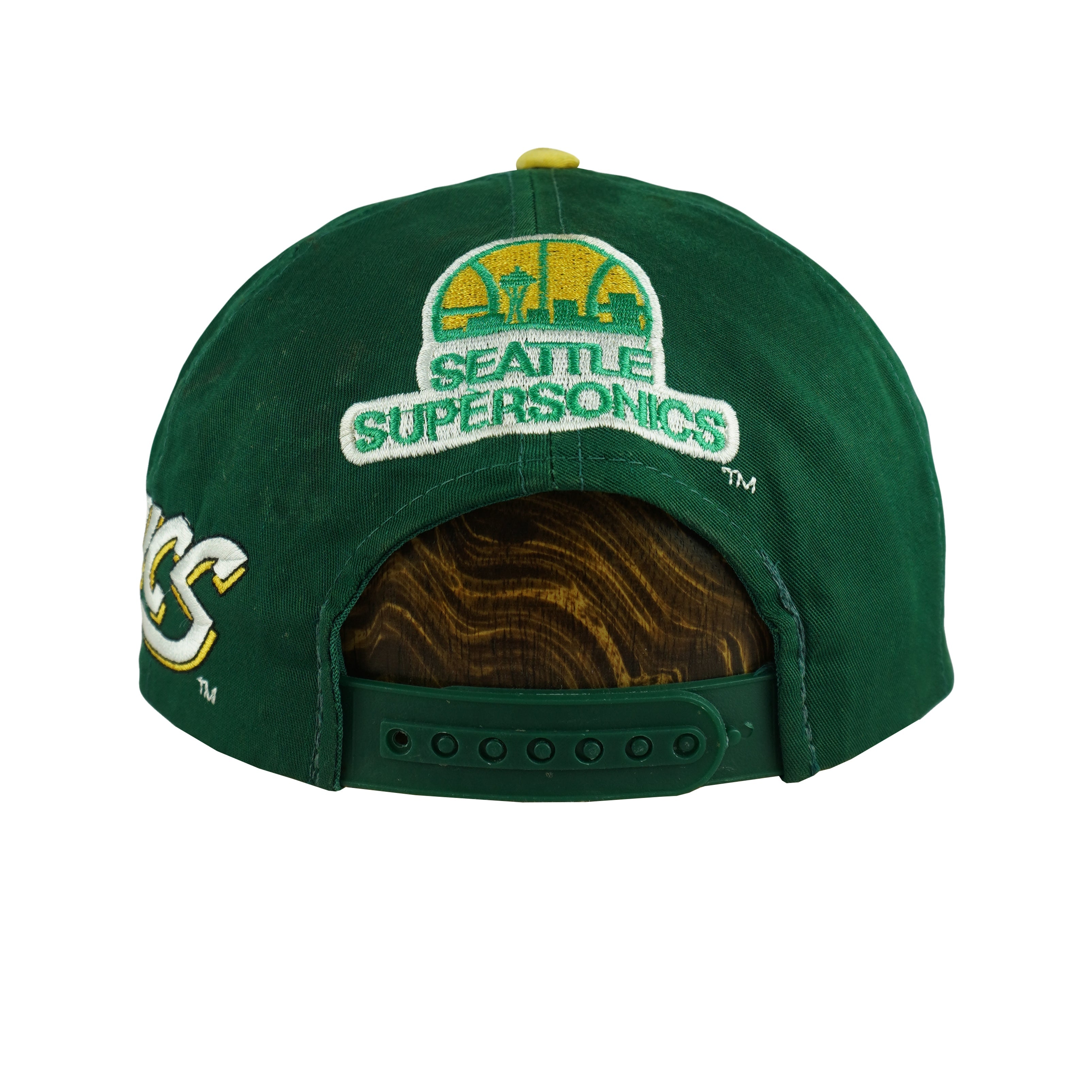 Vintage NBA - Seattle SuperSonics Embroidered Snapback Hat 1990s OSFA in green and yellow