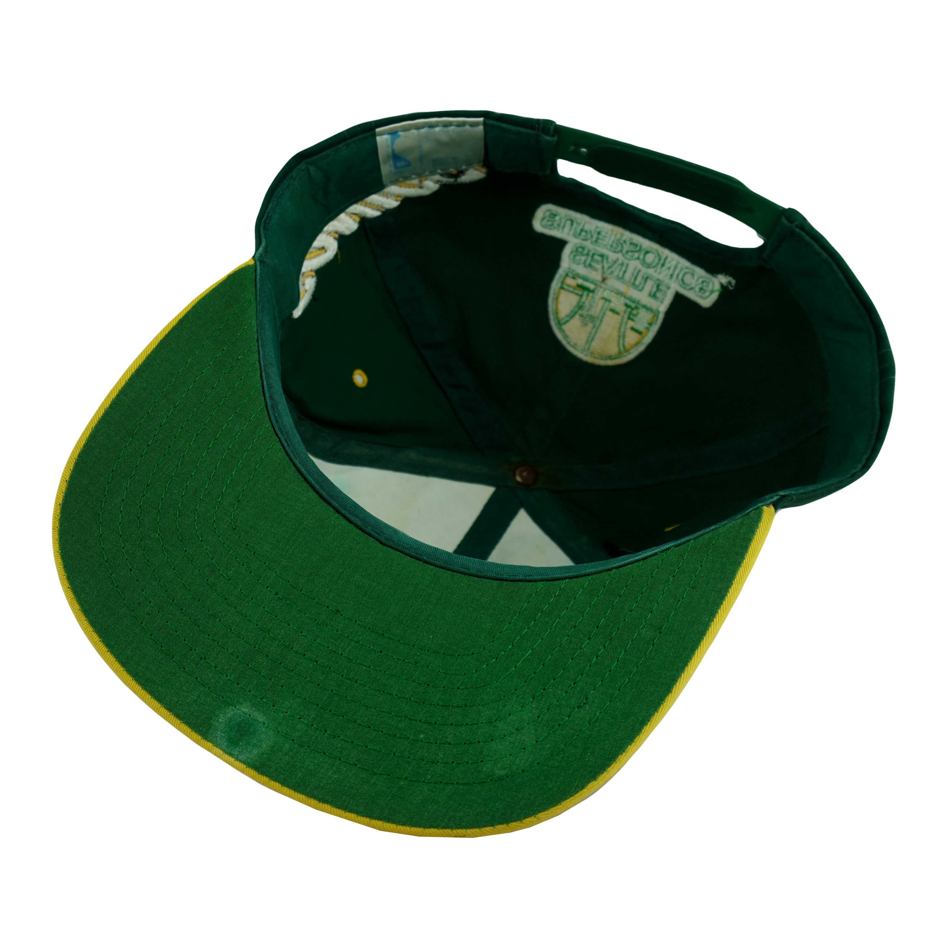 Vintage NBA - Seattle SuperSonics Embroidered Snapback Hat 1990s OSFA in green and yellow