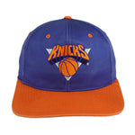 NBA (Drew Pearson) - New York Knicks Embroidered Snapback Hat 1990s OSFA Vintage Retro Basketball